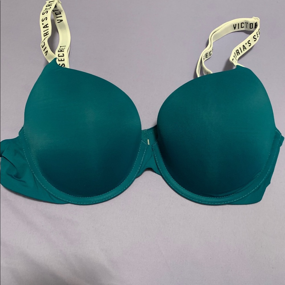 Victoria’s Secret Bra